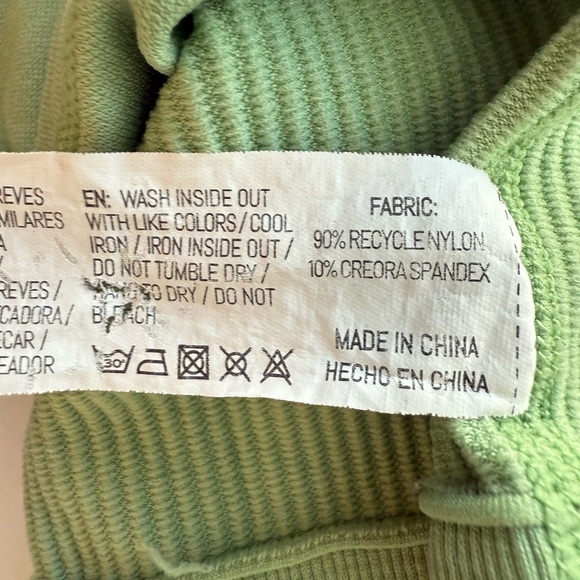 Alphalete Ozone Leggings - Picture 7 of 8